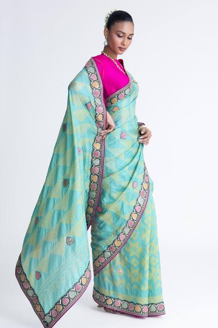Naina Jain_Green Silk Embroidery Bandhani Saree With Unstitched Blouse Fabric _Online_at_Aza_Fashions