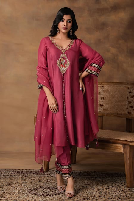 Shop_ISHA GUPTA TAYAL_Pink Silk, Organza Embroidery V-neck Kurta Set _Online_at_Aza_Fashions