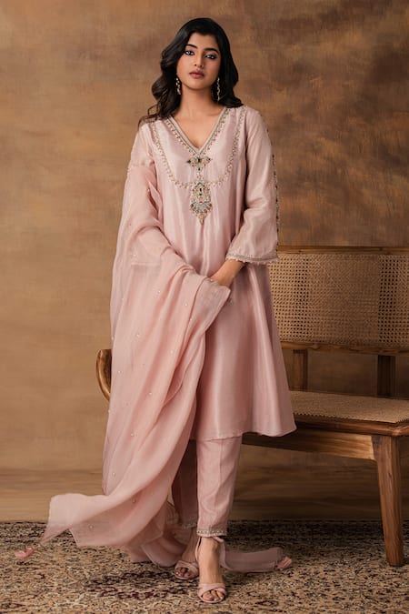 Shop_ISHA GUPTA TAYAL_Pink Silk, Organza Embroidery V-neck Pastel Kurta Set _Online_at_Aza_Fashions