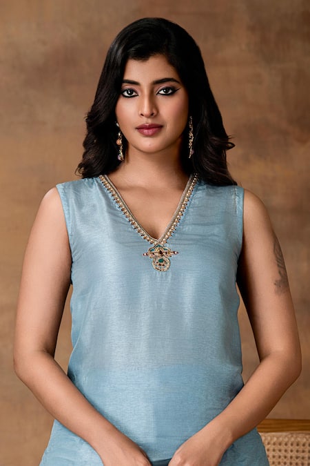 ISHA GUPTA TAYAL_Blue Silk, Organza Sequins V-neck Metallic Pastel Embroidered Kurta Set _Online_at_Aza_Fashions
