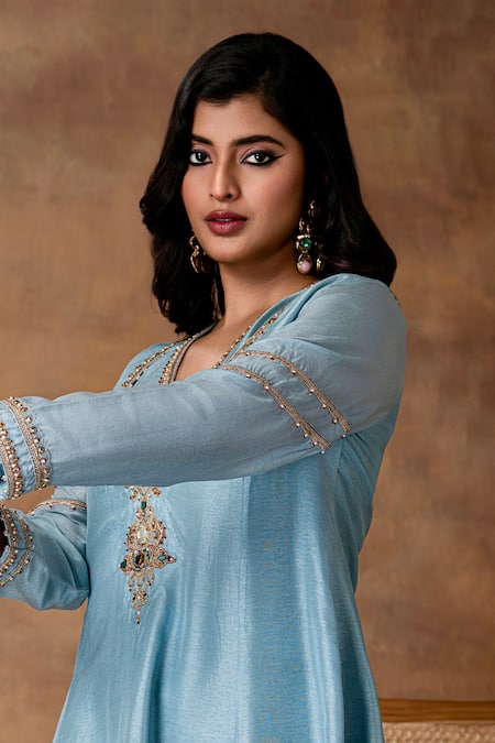 Shop_ISHA GUPTA TAYAL_Blue Silk, Organza Sequins V-neck Metallic Pastel Embroidered Kurta Set _Online_at_Aza_Fashions