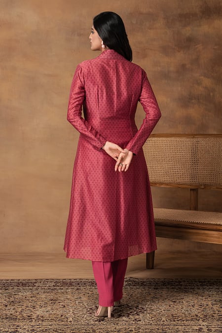 ISHA GUPTA TAYAL Pink Printed Jacket Kurta Set 