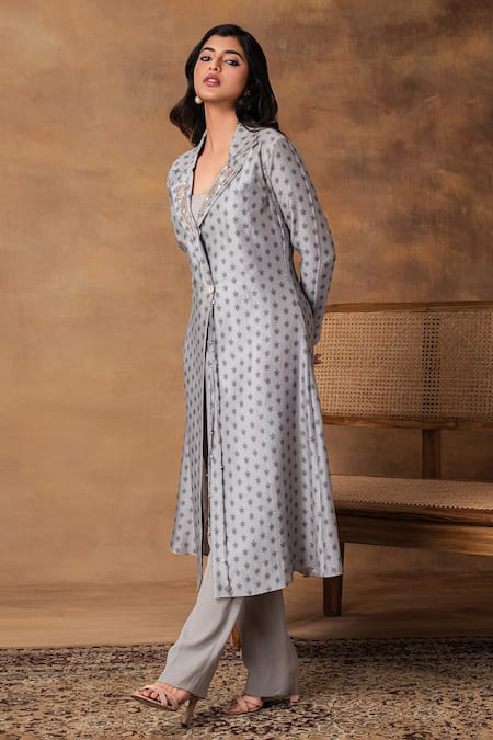 ISHA GUPTA TAYAL_Gray Chanderi Notched , Round Printed Jacket Kurta Set _Online_at_Aza_Fashions