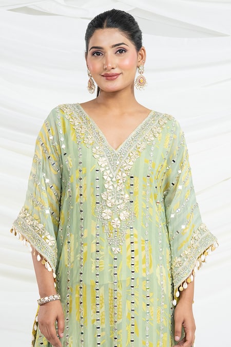 Buy_Ellemora Fashions_Gota Gulzar Kaftan Set _Online_at_Aza_Fashions