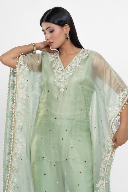 Buy Ellemora Fashions Green Thread Kaftan Kurta Set Online at Aza Fashions Buy_Ellemora Fashions_Green Thread Kaftan Kurta Set _Online_at_Aza_Fashions