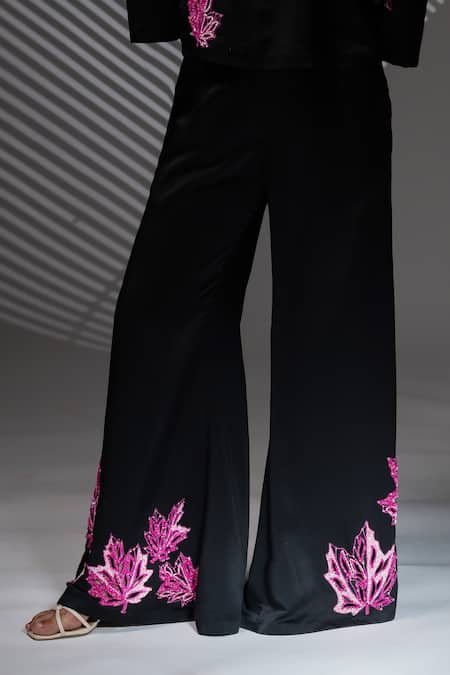 Buy Ellemora Fashions Ephemeral Embrace Floral Embroidered Top With Pant Online at Aza Fashions Buy_Ellemora Fashions_Ephemeral Embrace Floral Embroidered Top With Pant _Online_at_Aza_Fashions