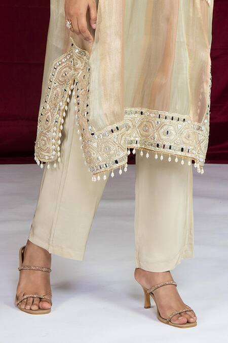 Ellemora Fashions Multicolor Gold Tissue Kaftan Set Online at Aza Fashions Ellemora Fashions_Multicolor Gold Tissue Kaftan Set_Online_at_Aza_Fashions