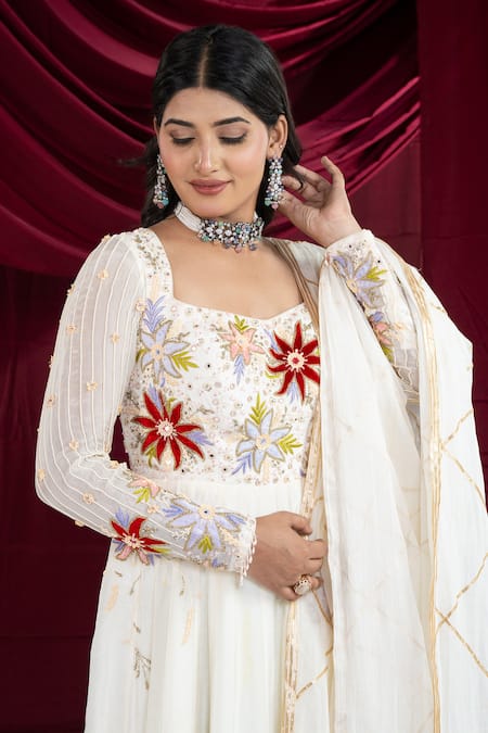 Ellemora Fashions_Off White Crepe Embroidery, Metallic Thread, Shahi Safed Anarkali With Dupatta _at_Aza_Fashions