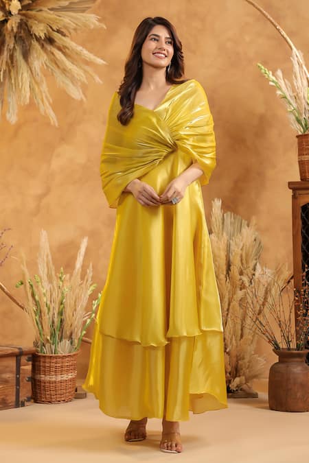 Buy_B'Infinite_Sunshine Aura Flow Gown 