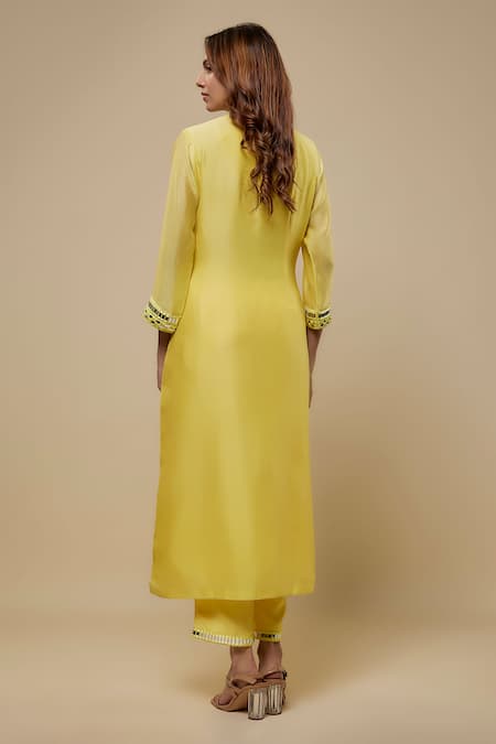 Shop Asaga Yellow Chanderi, Muslin, Organza Mirrors V-neck Theory Work Kurta Set at Aza Fashions Shop_Asaga_Yellow Chanderi, Muslin, Organza Mirrors V-neck Theory Work Kurta Set _at_Aza_Fashions