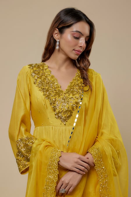 Buy Asaga Yellow Chanderi, Muslin, Organza Embroidery V-neck Tashira Anarkali Set Online at Aza Fashions Buy_Asaga_Yellow Chanderi, Muslin, Organza Embroidery V-neck Tashira Anarkali Set _Online_at_Aza_Fashions