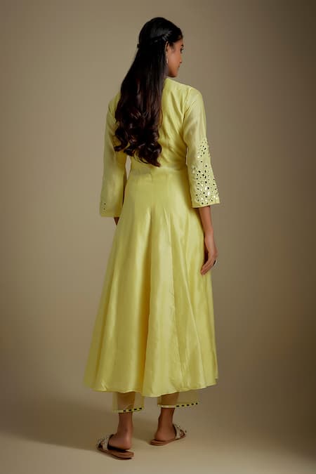Shop Asaga Yellow Chanderi, Muslin, Organza Mirrors V-neck Threadio Work Set at Aza Fashions Shop_Asaga_Yellow Chanderi, Muslin, Organza Mirrors V-neck Threadio Work Set _at_Aza_Fashions
