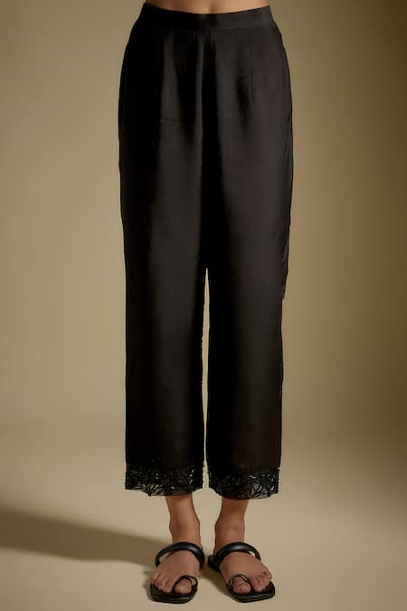 Asaga_Black Chanderi, Muslin, Organza Embroidery Scoop Neck Velvoura Bodice Kurta Set _Online_at_Aza_Fashions