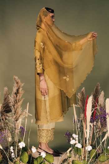Buy_Arcvsh By Pallavi Singh_Mauve Linen, Organza Embroidery Round Neck Floral Vine Print Kurta And Pant Set _Online_at_Aza_Fashions
