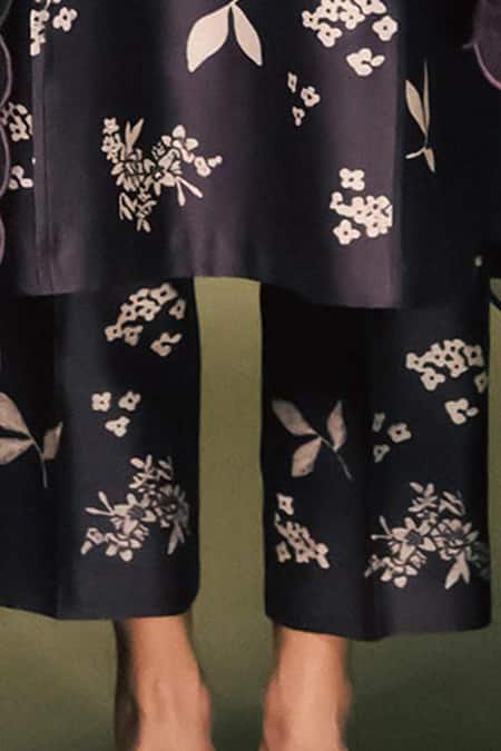 Shop_Arcvsh By Pallavi Singh_Purple Silk, Chanderi Embroidery Round Neck Garden Print Kurta And Pant Set _Online_at_Aza_Fashions