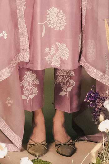 Arcvsh By Pallavi Singh Purple Silk, Organza Embroidery Round Neck Rosette Print Kurta And Pant Set Online at Aza Fashions Arcvsh By Pallavi Singh_Purple Silk, Organza Embroidery Round Neck Rosette Print Kurta And Pant Set _Online_at_Aza_Fashions