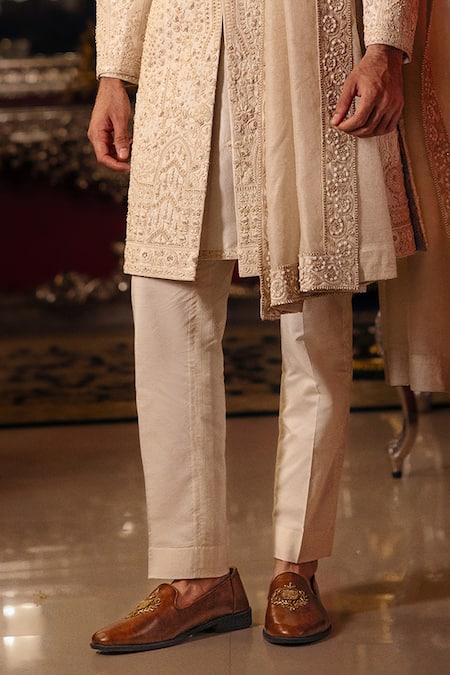 Dolly J Off White Silk, Dupion, Cotton Embroidery, Sequins, Aurenic Jacket Set Online at Aza Fashions Dolly J_Off White Silk, Dupion, Cotton Embroidery, Sequins, Aurenic Jacket Set _Online_at_Aza_Fashions