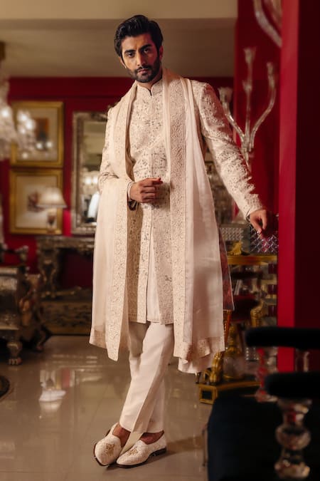 Dolly J Taaren Threadwork Embroidered Sherwani Set