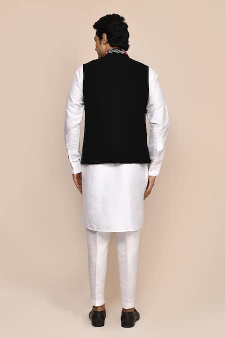 Arihant Rai Sinha Embroidered Bundi Kurta Set 