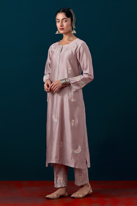 Shop Anantaa By Roohi Moon Embroidered Kurta & Pant Set Online at Aza Fashions Shop_Anantaa By Roohi_Moon Embroidered Kurta & Pant Set _Online_at_Aza_Fashions