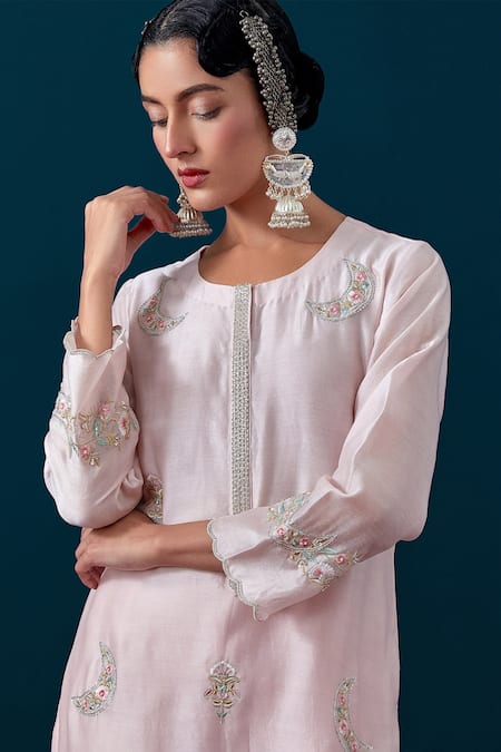 Buy Anantaa By Roohi Floral Buds Embroidered Kurta & Pant Set Buy_Anantaa By Roohi_Floral Buds Embroidered Kurta & Pant Set