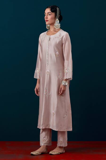 Shop Anantaa By Roohi Floral Buds Embroidered Kurta With Pant Online at Aza Fashions Shop_Anantaa By Roohi_Floral Buds Embroidered Kurta With Pant _Online_at_Aza_Fashions