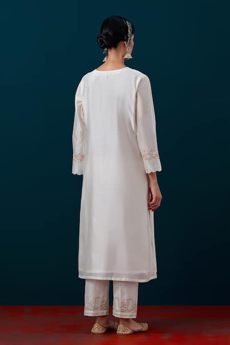 Anantaa By Roohi Silk Chanderi Embroidered Kurta & Pant Set 