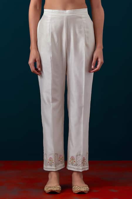 Buy_Anantaa By Roohi_Silk Chanderi Embroidered Kurta & Pant Set 