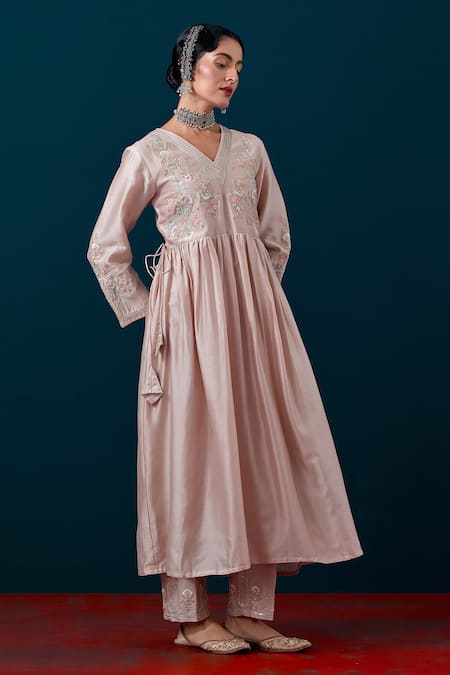 Anantaa By Roohi Floral Placement Embroidered Anarkali With Pant at Aza Fashions Anantaa By Roohi_Floral Placement Embroidered Anarkali With Pant _at_Aza_Fashions