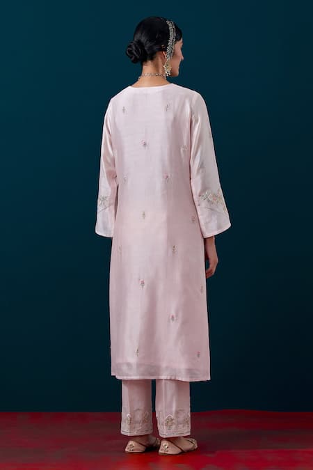 Shop Anantaa By Roohi Flower Embroidered Kurta With Pant at Aza Fashions Shop_Anantaa By Roohi_Flower Embroidered Kurta With Pant _at_Aza_Fashions