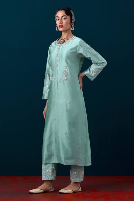 Anantaa By Roohi_Floral Motif Kurta With Pant _Online_at_Aza_Fashions