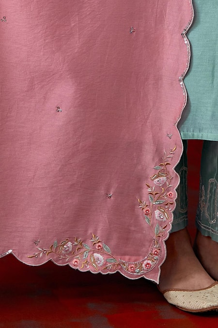 Anantaa By Roohi Floral Border Embroidered Dupatta Online at Aza Fashions Anantaa By Roohi_Floral Border Embroidered Dupatta _Online_at_Aza_Fashions