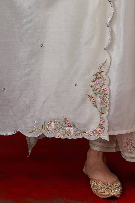 Buy_Anantaa By Roohi_Silk Chanderi Dupatta _Online_at_Aza_Fashions