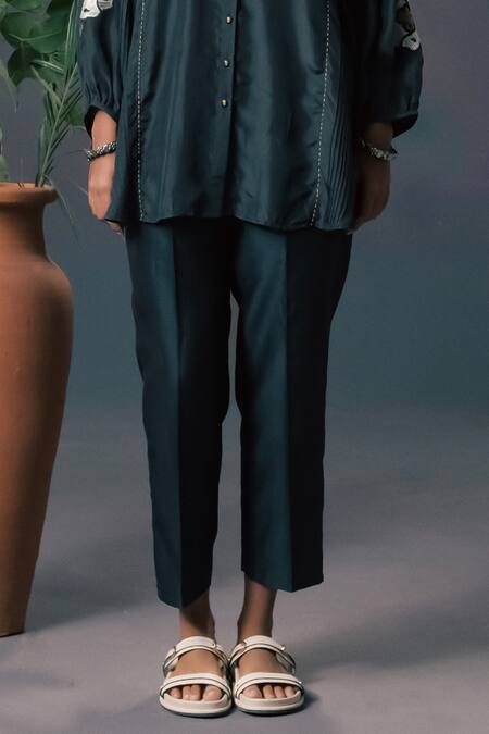 Arcvsh By Pallavi Singh_Green Silk, Chanderi Embroidery Round Neck Mulberry Shirt And Pant Set _Online_at_Aza_Fashions