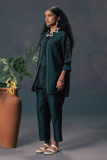 Arcvsh By Pallavi Singh Green Double Layer Embroidered Shirt & Pant Set
