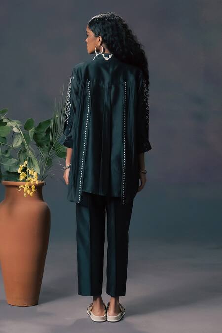 Arcvsh By Pallavi Singh Green Double Layer Embroidered Shirt & Pant Set