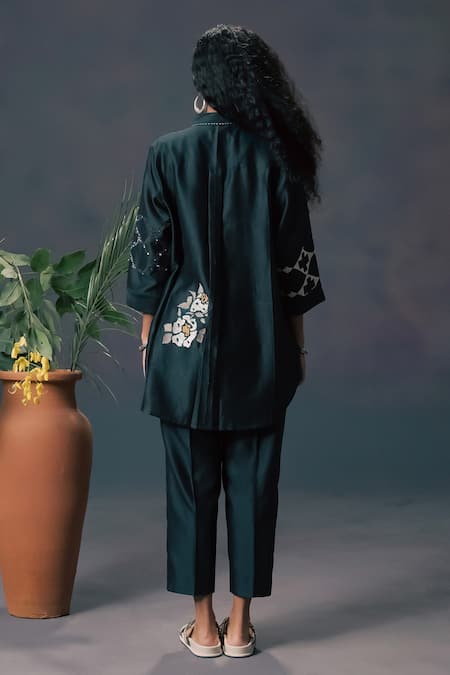 Arcvsh By Pallavi Singh Green Silk Chanderi Embroidered Set 