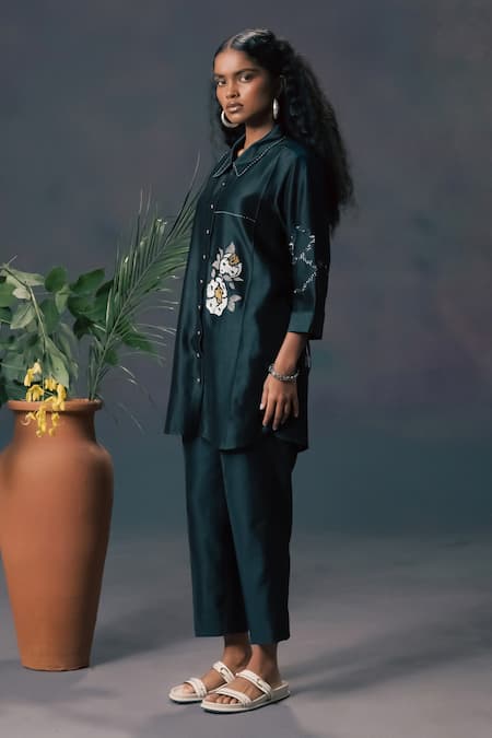Buy_Arcvsh By Pallavi Singh_Green Silk, Chanderi Embroidery Collared Set _Online_at_Aza_Fashions