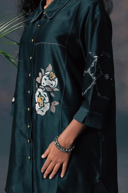 Arcvsh By Pallavi Singh Green Silk, Chanderi Embroidery Collared Shirt Online at Aza Fashions Arcvsh By Pallavi Singh_Green Silk, Chanderi Embroidery Collared Shirt _Online_at_Aza_Fashions