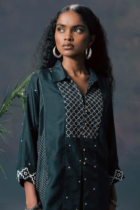 Shop_Arcvsh By Pallavi Singh_Green Silk, Chanderi Embroidery Collared Shirt And Pant Set _Online_at_Aza_Fashions