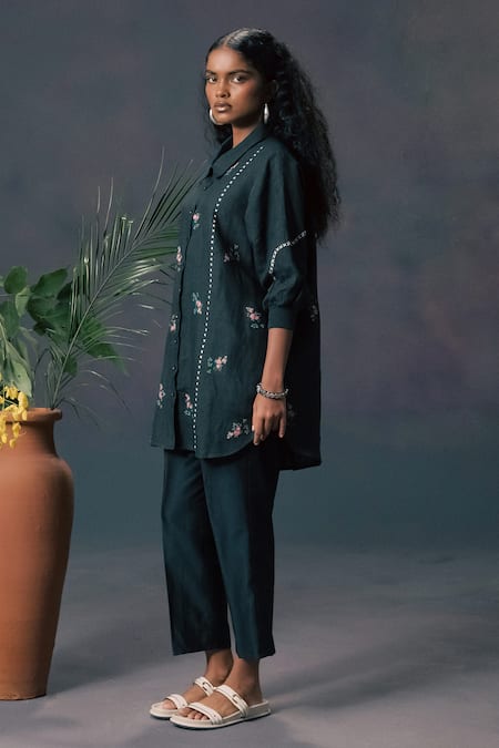 Buy_Arcvsh By Pallavi Singh_Green Linen, Silk, Chanderi Embroidery Collared Rose Print Shirt And Pant Set _Online_at_Aza_Fashions