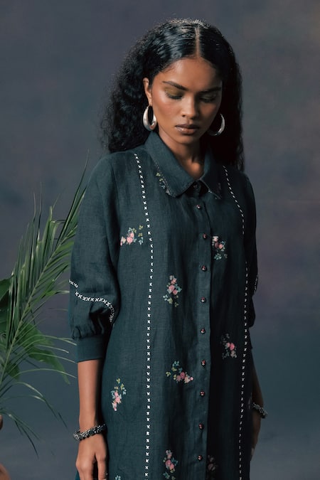 Arcvsh By Pallavi Singh_Green Linen, Silk, Chanderi Embroidery Collared Rose Print Shirt And Pant Set _at_Aza_Fashions