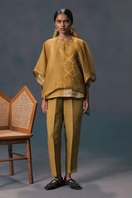 Arcvsh By Pallavi Singh Moss Green Double Layer Kaftan Set 