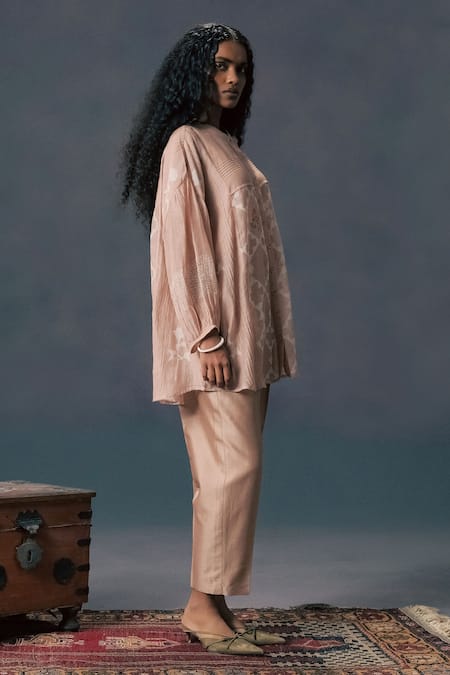 Arcvsh By Pallavi Singh_Beige Chanderi Embroidery Mandarin Mocha Mousse Discharge Print Shirt And Slip _at_Aza_Fashions