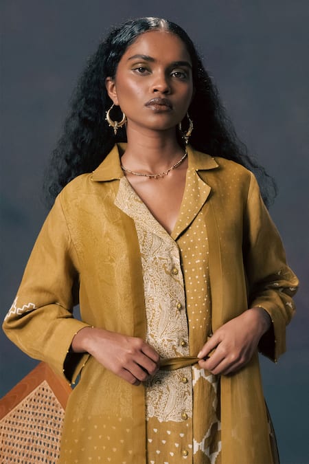 Buy_Arcvsh By Pallavi Singh_Green Linen, Organza Embroidery Collared Moss Double Layer Dress _Online_at_Aza_Fashions