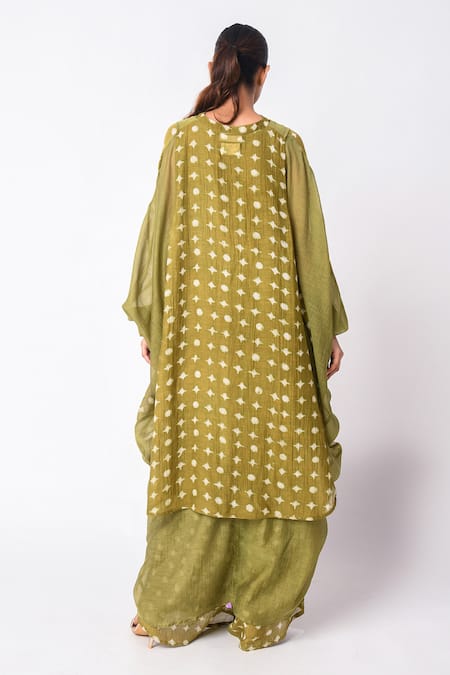 Shop_JAYATI GOENKA_Green Silk, Collared Heena Block Print Kaftan Set _at_Aza_Fashions