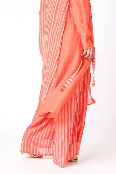 Shop JAYATI GOENKA Orange Chanderi Silk Round Neck Kurta Set Online at Aza Fashions Shop_JAYATI GOENKA_Orange Chanderi Silk Round Neck Kurta Set _Online_at_Aza_Fashions
