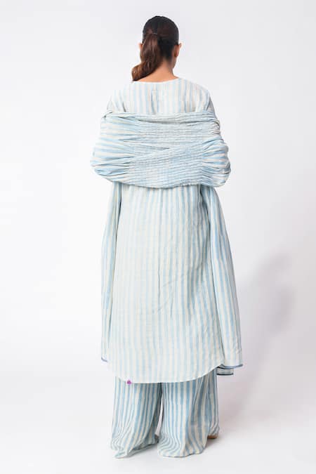 Shop_JAYATI GOENKA_Blue Chanderi Silk Round Neck Stripe Print Kurta Set _at_Aza_Fashions