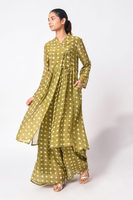 Buy_JAYATI GOENKA_Green Chanderi Silk Embroidery Mandarin Geometric Print Angarkha And Palazzo Set _Online_at_Aza_Fashions