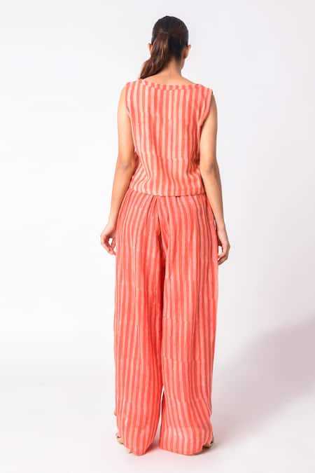 Shop JAYATI GOENKA Orange Chanderi Silk V-neck Printed Vest With Pant at Aza Fashions Shop_JAYATI GOENKA_Orange Chanderi Silk V-neck Printed Vest With Pant _at_Aza_Fashions